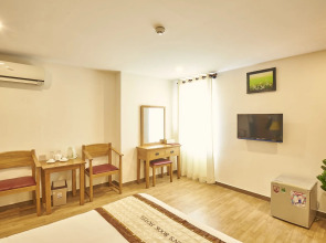 Sai Gon's Book Hotel - The Airport Front