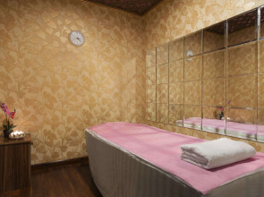 Howard Johnson by Wyndham Abu Dhabi