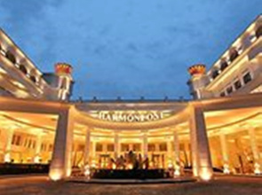 Harmoni One Convention Hotel & Service Apartments