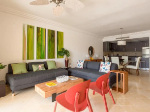 Luxe 1 BR Cap Cana, DR - Steps Away From Pool, King Bed, Caribbean Paradise!