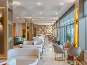 Side Story Resort & Spa