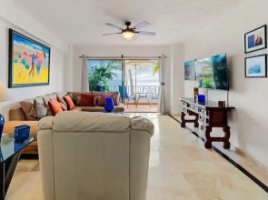 Ocean View 2Br Condo-balcony-beach-pool - 212