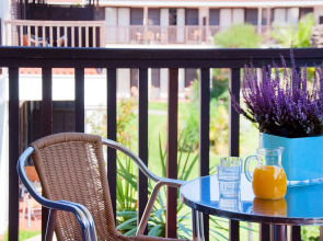 Golden Coast Hotel & Bungalows - All Inclusive