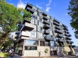 GEORGE, 1BDR North Melbourne Apartment