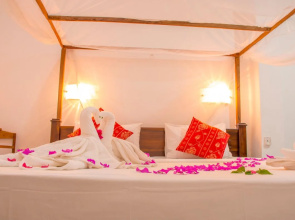 East Beach Surf Resort