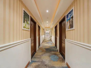 Ruijing Hotel