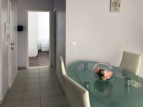 Spacious Apartment in Novalja near Sea