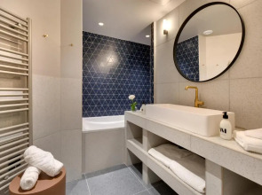 Artemisia Montmartre