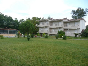 Elia Apartments