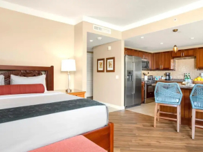KBM Resorts Spacious 4-bedroom Honua Kai Collection Multi Unit Listing Same Floor Ocean Views + 3 Free Rental Cars! Hkh-515/16/37