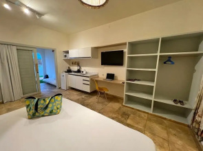 Maravista Guest House
