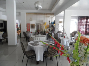 The Palms Hotel Apartments