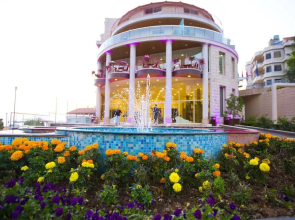 Golden Lili Resort & Spa
