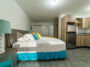 Turibana Plaza Suite 12