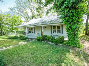 Sophia's Secret in Fredericksburg