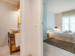 Marina Apartment 100m From Sea