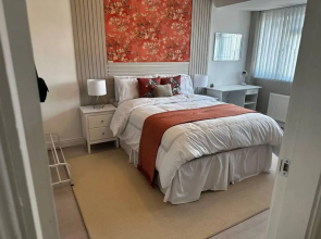 Lovely 3-bed House Near Birmingham Airport & Nec