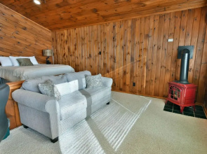 Spruce Haven 3 Bedroom Home by RedAwning