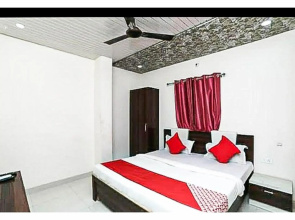 Hotel 7 Spices Restaurant & Banquet By WB Inn