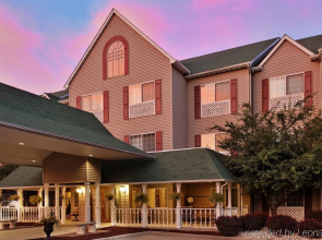 Garner Hotel Decatur Forsyth by IHG