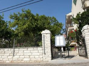 Marie Hotel