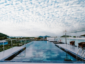 SUNRISE Hotel HA TIEN