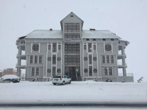 Royal Ozcelik Otel