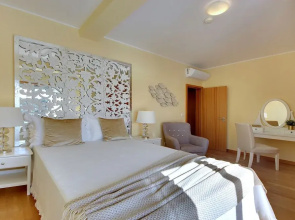 Marina Ocean Residence