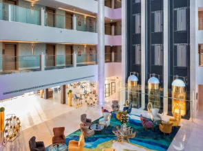 Royal Central Hotel & Resort — the Palm