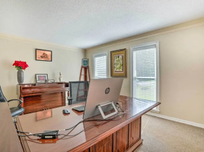 Pet-friendly House w/ Deck in Lawrenceville