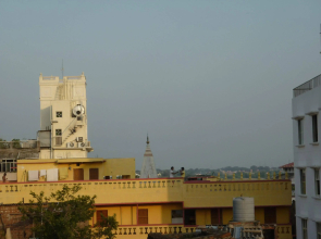 Aniket Paying Guest House