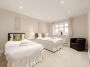 Roomspace Serviced Apartments Kinnaird Court
