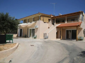 Hercules and Achilles Studios 2