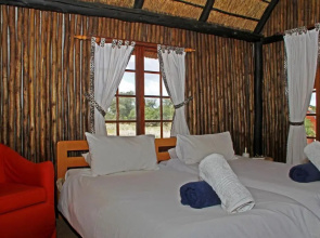 Camelthorn Kalahari Lodge