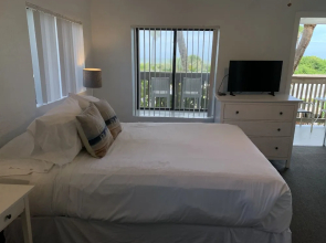 Sabal Palms Inn