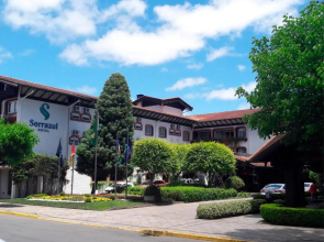 Serrazul Hotel