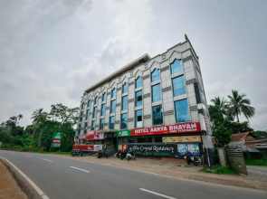 OYO 15226 Crystal Residency