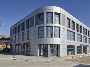 Iraipe Logroño Hotel