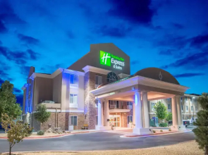 Holiday Inn Express Hobbs