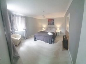 Modernised 1720s Cottage, Newton Stewart, Scotland