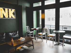 Wink @ Mosque Street