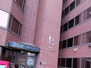 Broad St - 1 Bedroom - 1 Bathroom - Free Parking