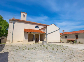 House Bajota with terrace and sea view