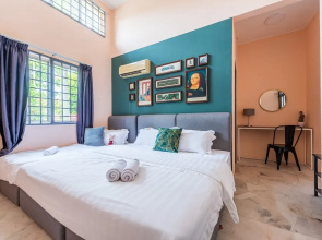Corner 3BR Landed House at Sepang