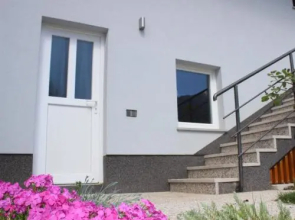 Apartment Pri nama