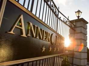 Anner Hotel