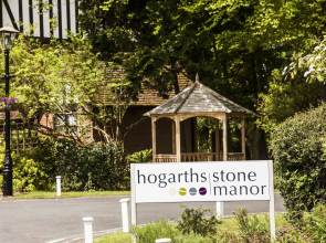Hogarths Stone Manor