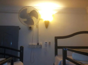Blue Dog Guesthouse