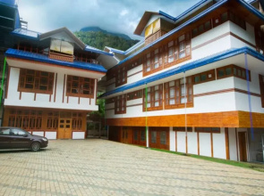 At Wood Resort