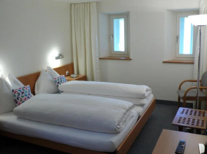 Schloss BÃ¶ttstein